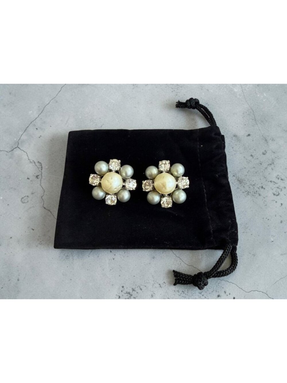 SCHIAPARELLI Vintage Elsa Schiaparelli Silver Tone Pearl Clip On Earrings